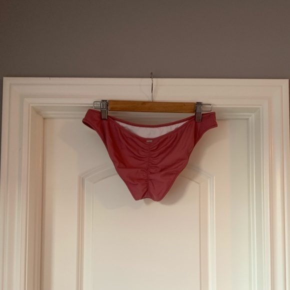 Victoria's Secret Pink Ruched Bikini Bottom (US M) - Picture 4 of 11